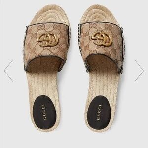 🆕 Gucci Women's GG Matelasse Brown Slide Sandals